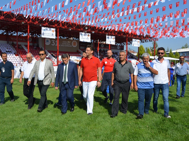 31’inci Geleneksel Altın Kiraz Yağlı Güreşleri