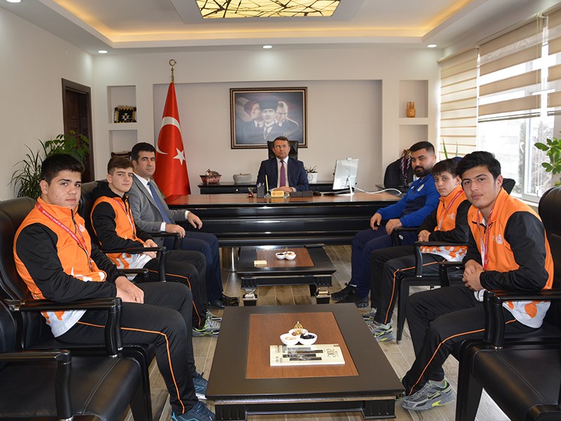 Güreş Eğitim Merkezi Sporcuları ziyareti.