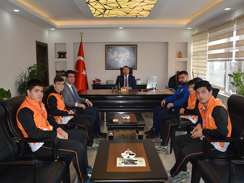 Güreş Eğitim Merkezi Sporcuları ziyareti.
